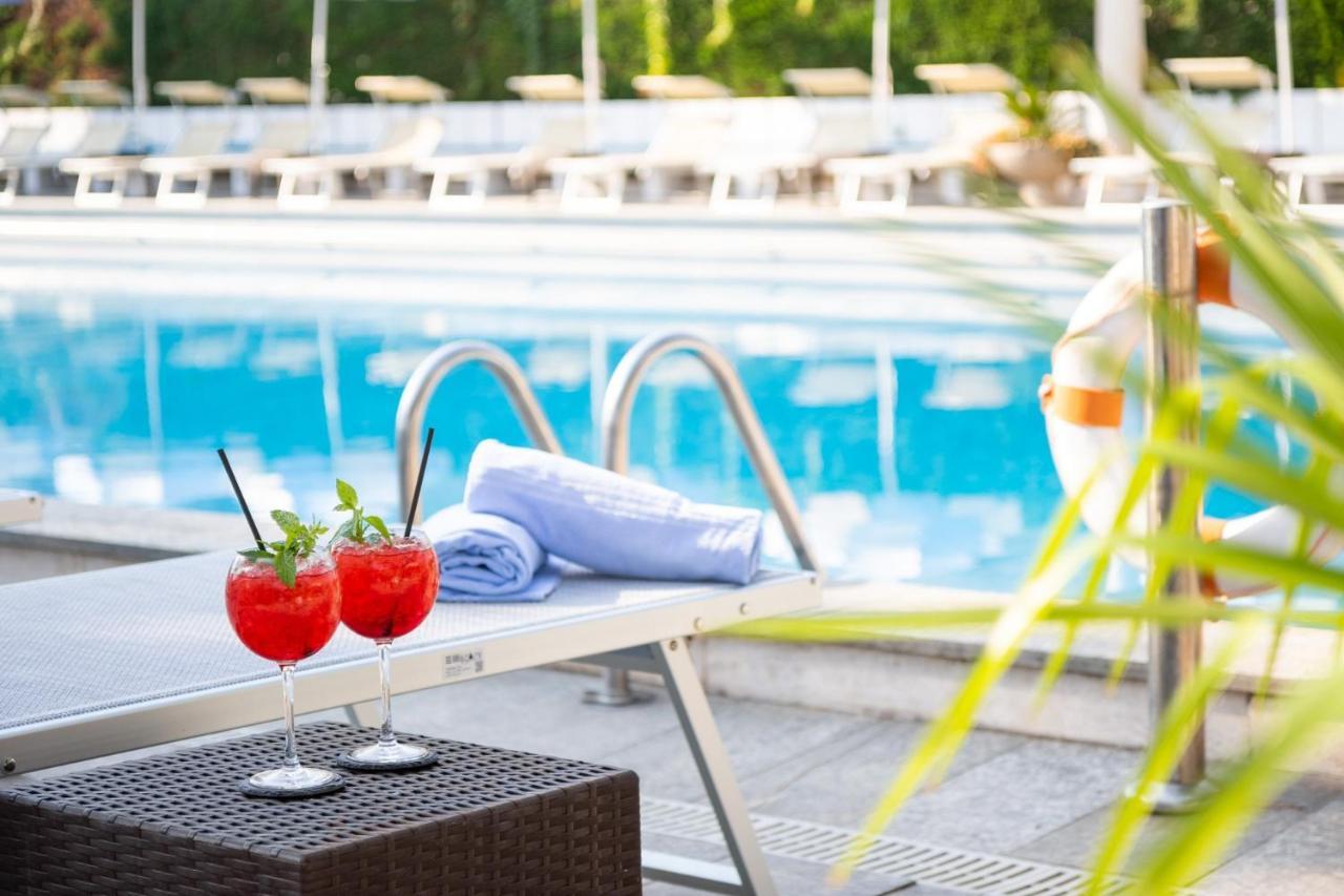 Hotel Al Cigno Lignano Sabbiadoro Eksteriør bilde