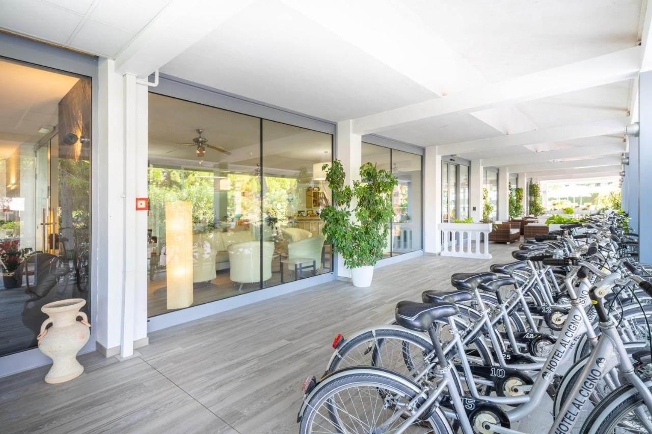 Hotel Al Cigno Lignano Sabbiadoro Eksteriør bilde