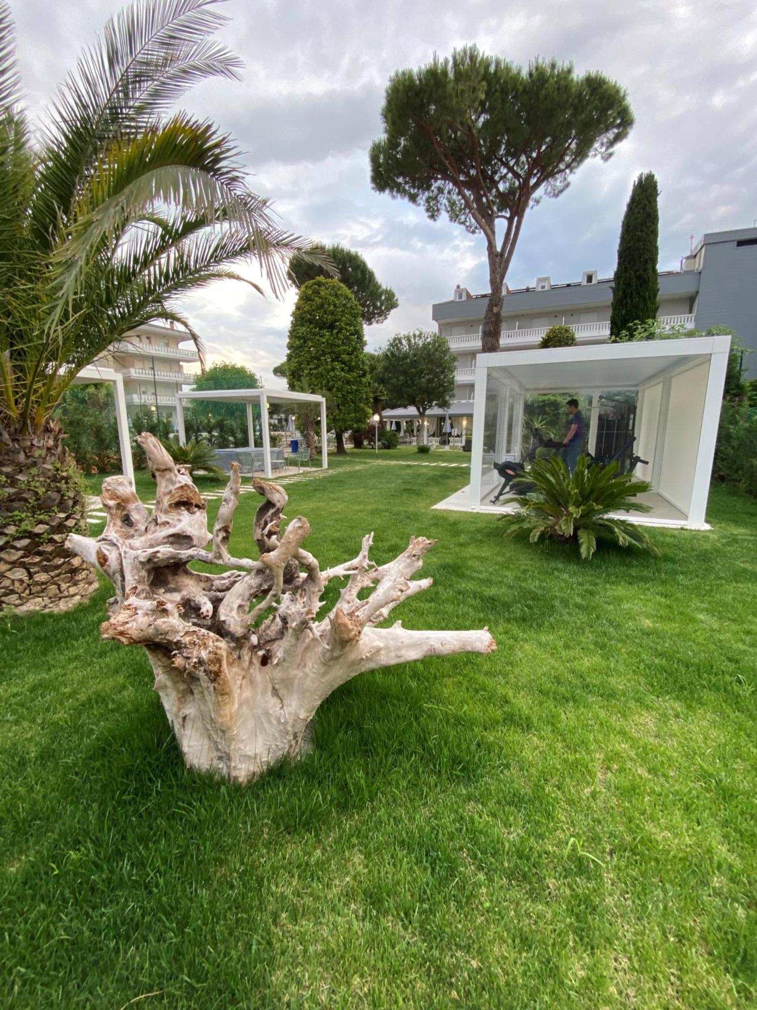 Hotel Al Cigno Lignano Sabbiadoro Eksteriør bilde