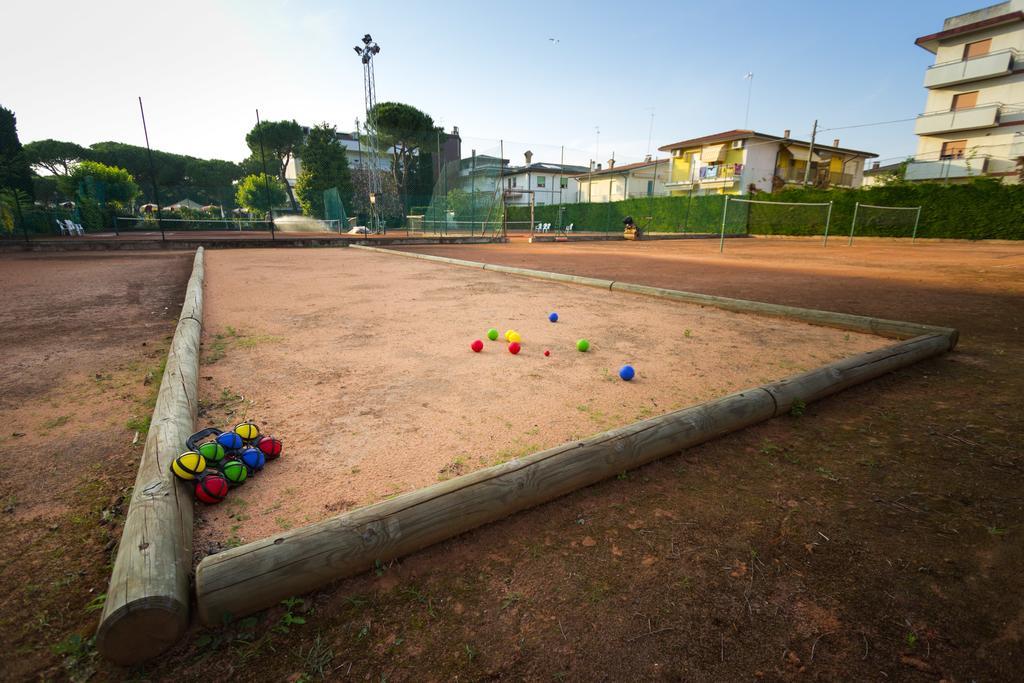 Hotel Al Cigno Lignano Sabbiadoro Eksteriør bilde