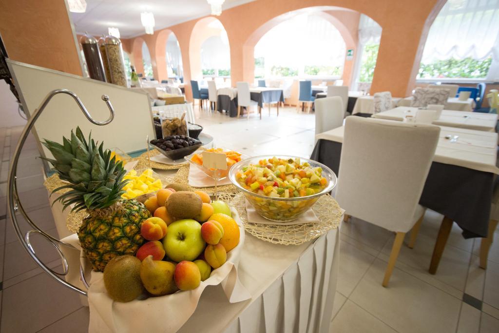 Hotel Al Cigno Lignano Sabbiadoro Eksteriør bilde
