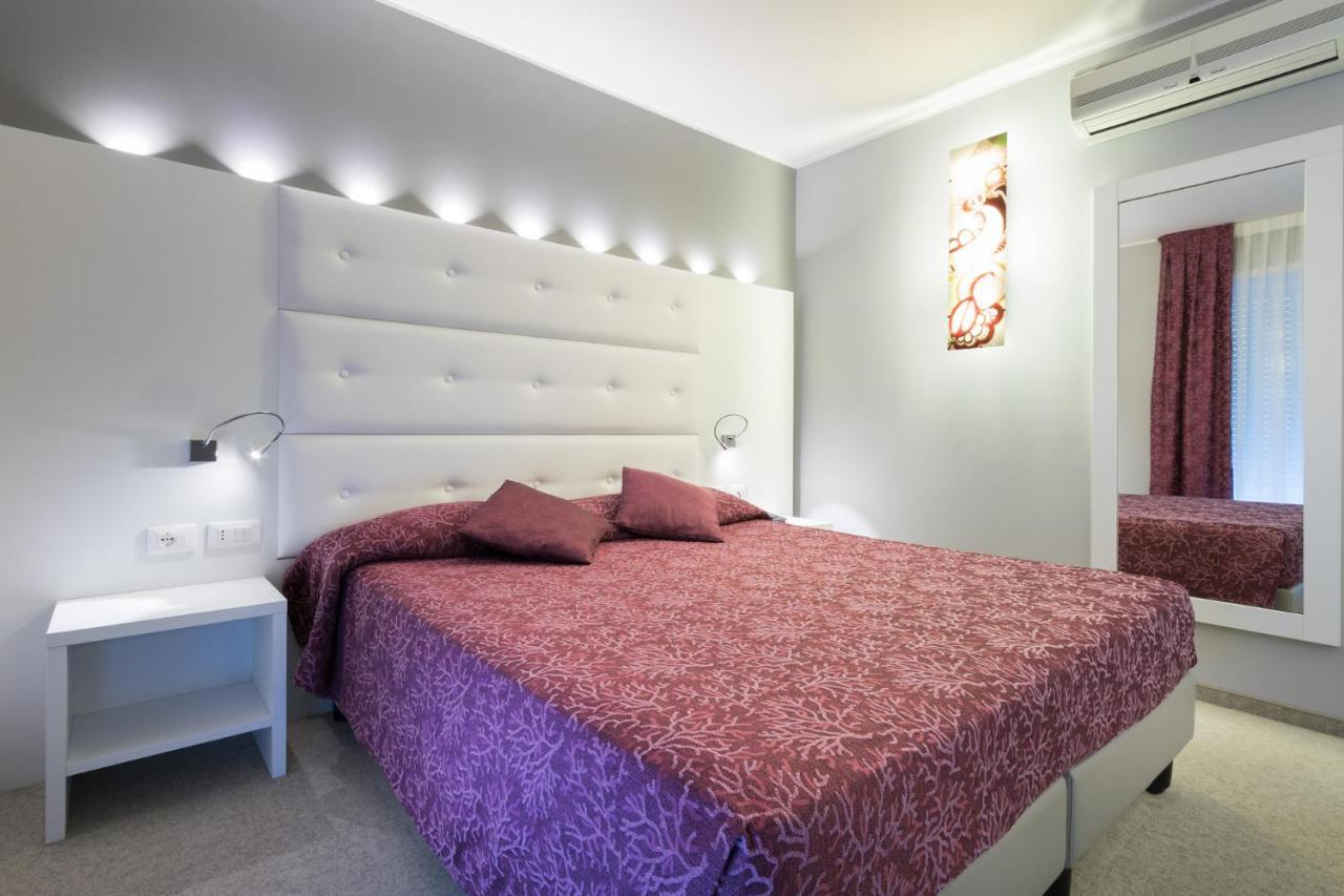 Hotel Al Cigno Lignano Sabbiadoro Eksteriør bilde