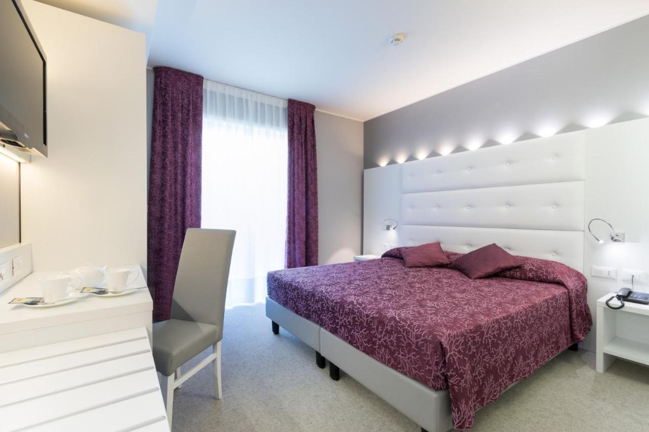 Hotel Al Cigno Lignano Sabbiadoro Eksteriør bilde
